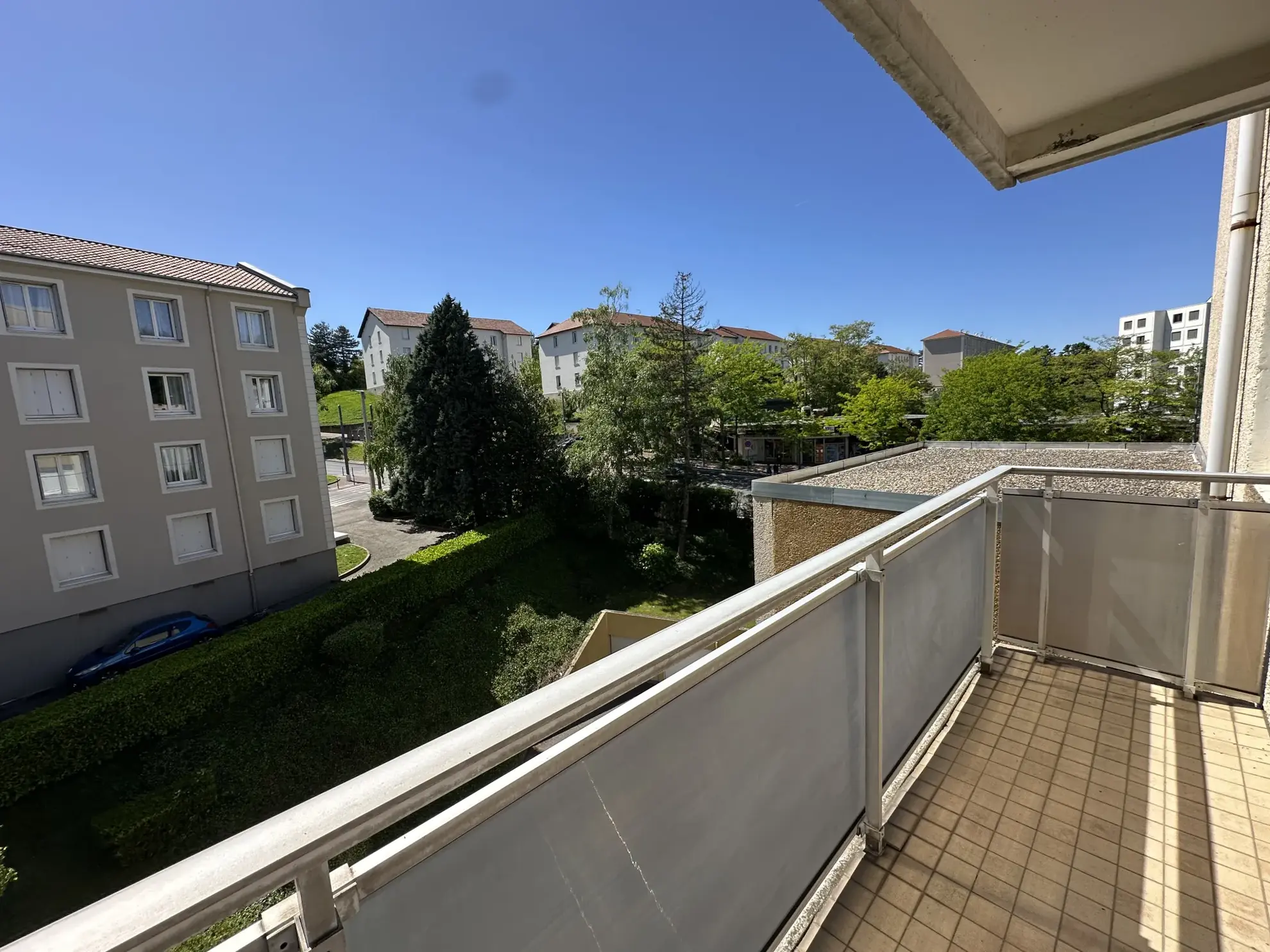 Appartement T3 à Rénover avec Balcon et Garage à Saint-Étienne – Idéal Premier Achat