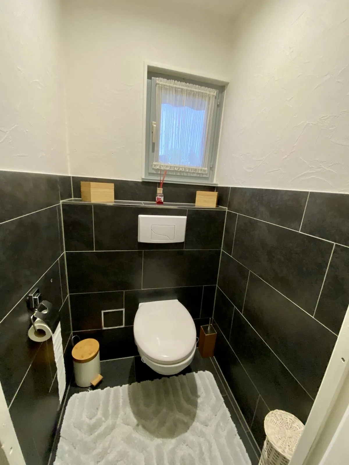 Maison à vendre de 100 m² à Dietwiller avec piscine et jardin arboré 