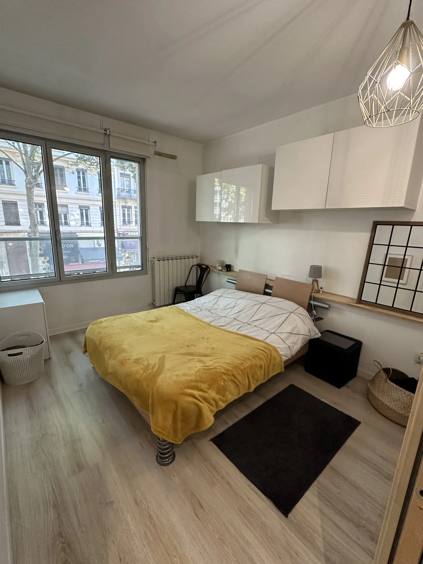 Appartement T3 rénové à Lyon 7, proche Jean Macé – Résidence moderne avec parking 