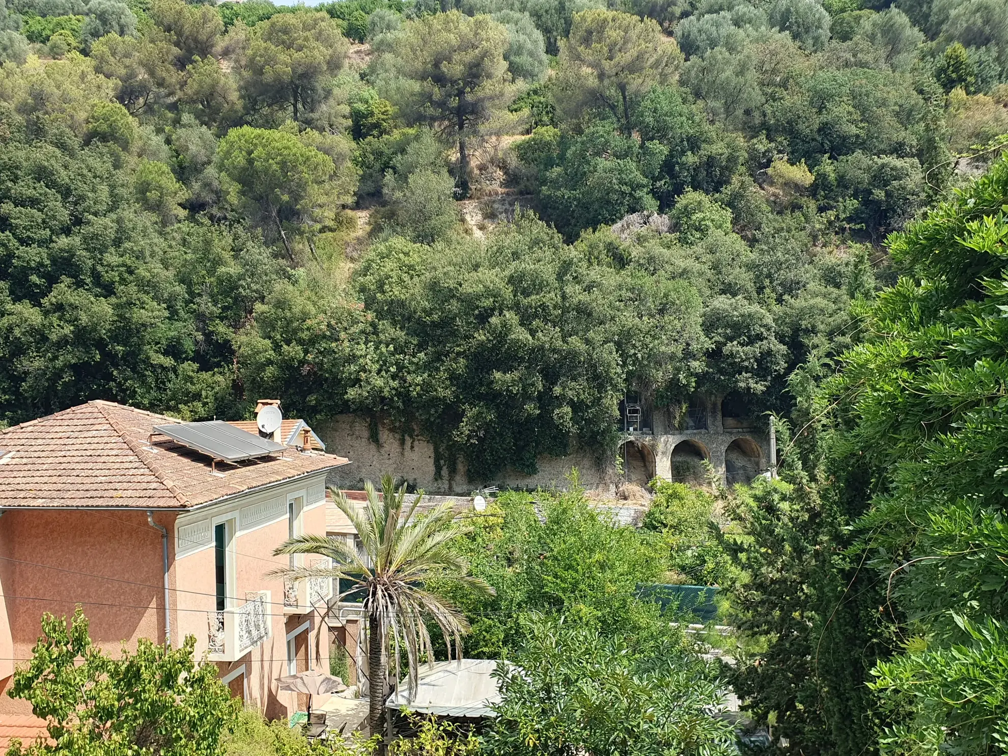 Studio à Nice Bornala - Canta Galet, 19,5 m², vue dégagée 