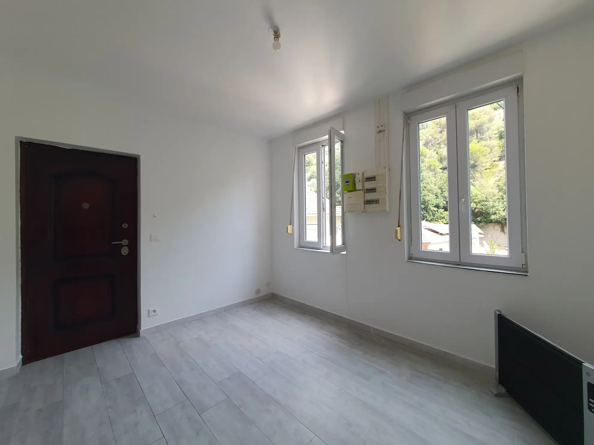Studio à Nice Bornala - Canta Galet, 19,5 m², vue dégagée 