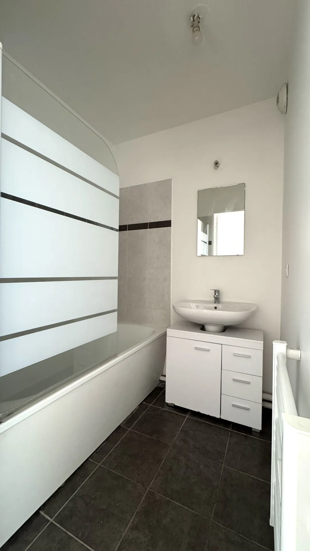 Appartement 2 pièces avec balcon à vendre à Meaux proche Faubourg Saint-Nicolas 