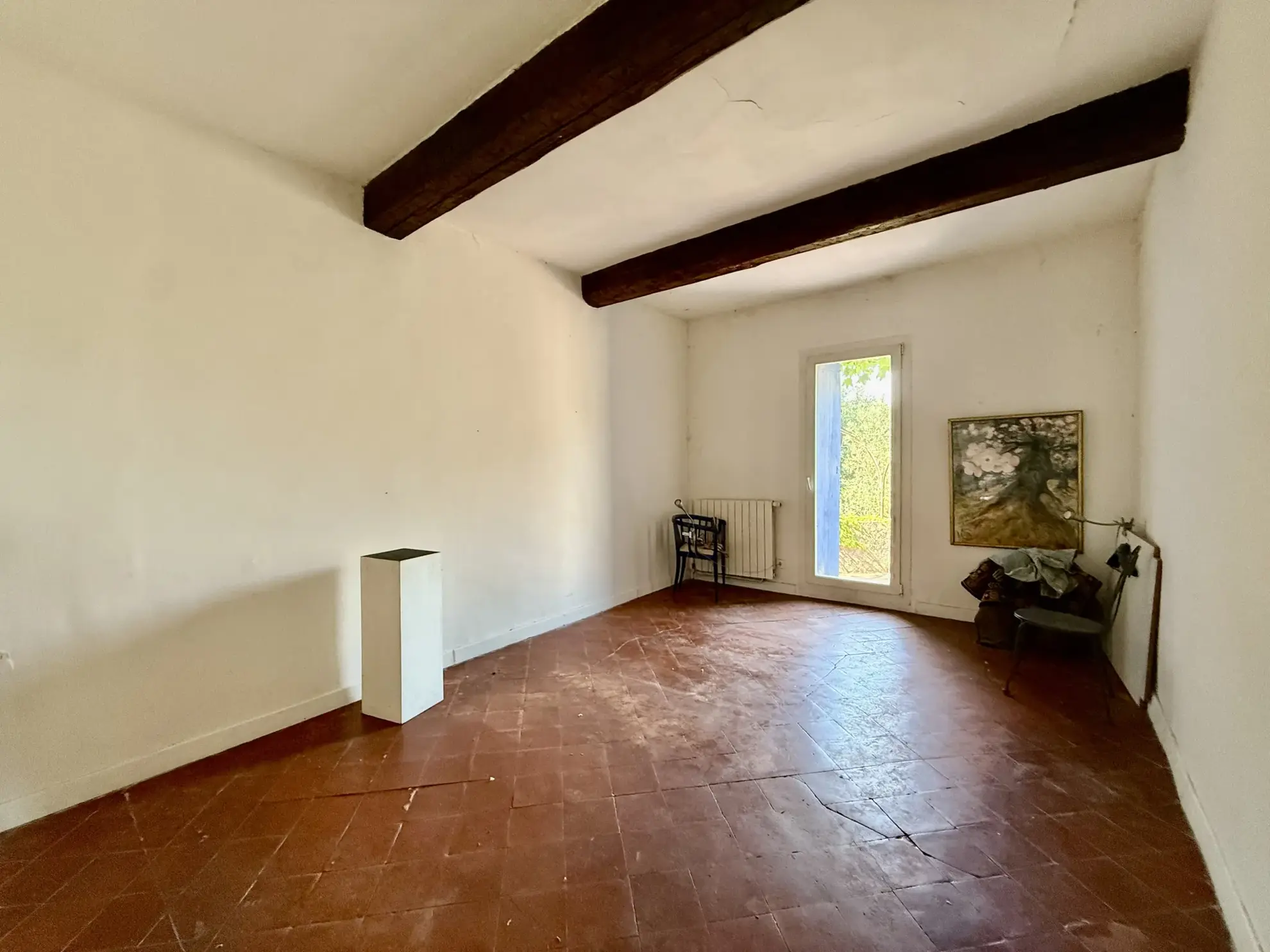 Charmante maison vigneronne avec garage, terrasses et grand espace de vie à Saint-Thibéry 