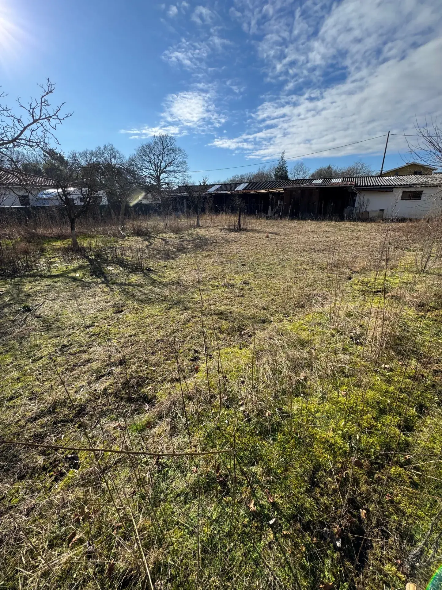 Terrain constructible de 1040 m² à Saint Paul, hors lotissement