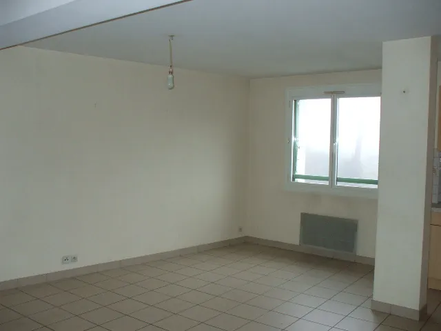 Appartement T3 de 58,75 m² avec cave et parking au centre-ville des Herbiers