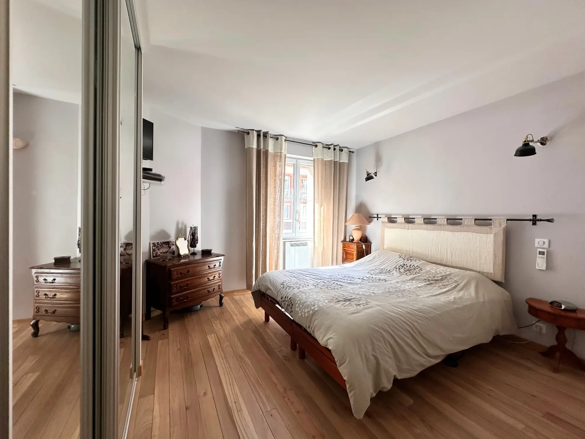 Appartement rénové en centre-ville d'Amiens avec suite parentale et cave 