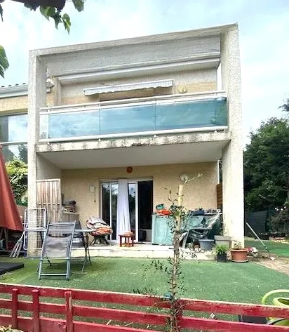 Appartement T2 lumineux avec jardin privé à Peyrestortes - Investissement sécurisé