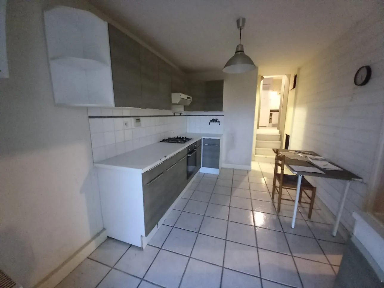 Maison en pierre avec 3 chambres à Guérigny, vue forêt, proche commodités 