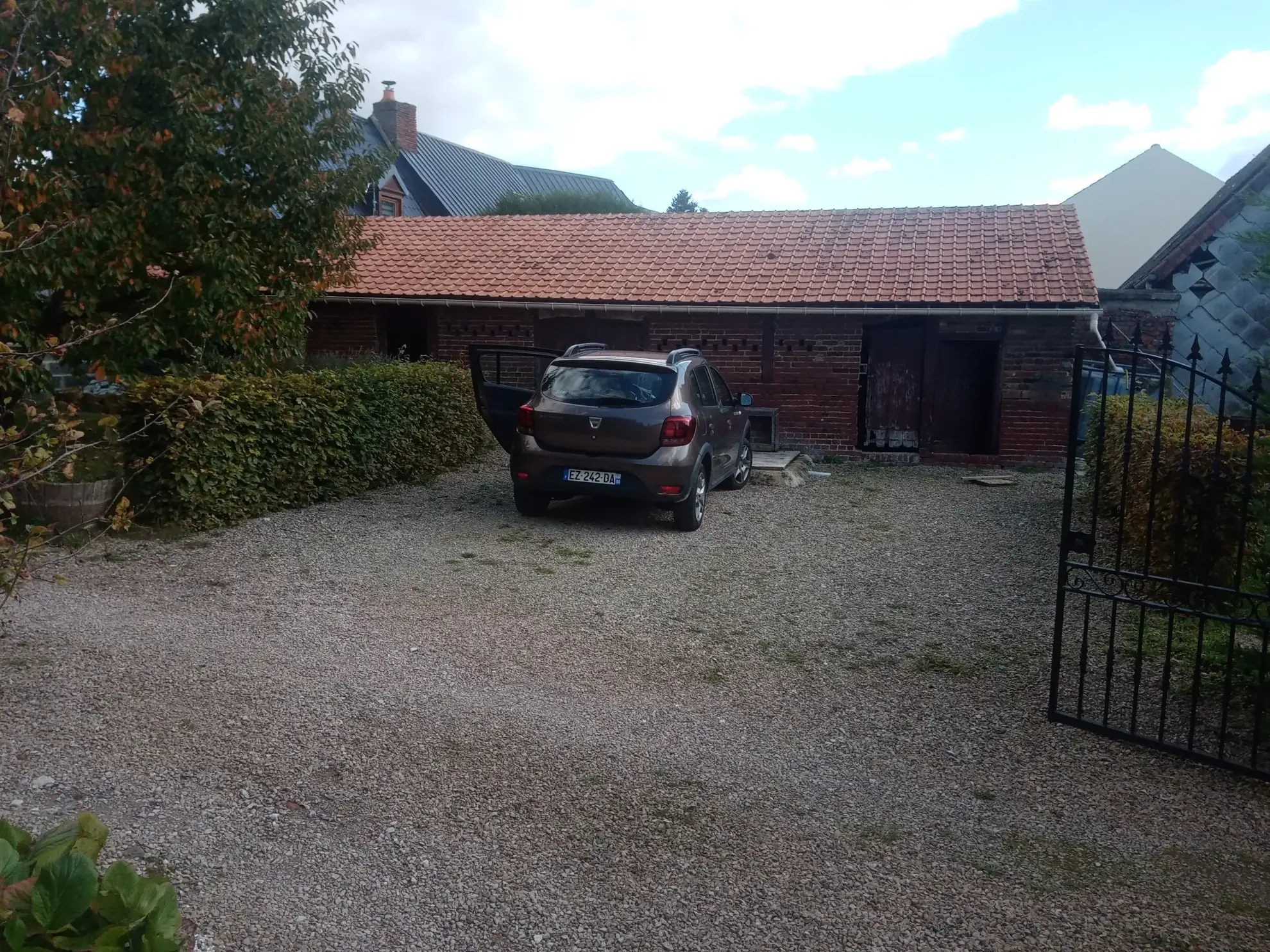 Maison à vendre de 98 m² avec jardin et terrasse à Bouvaincourt-sur-Bresle 