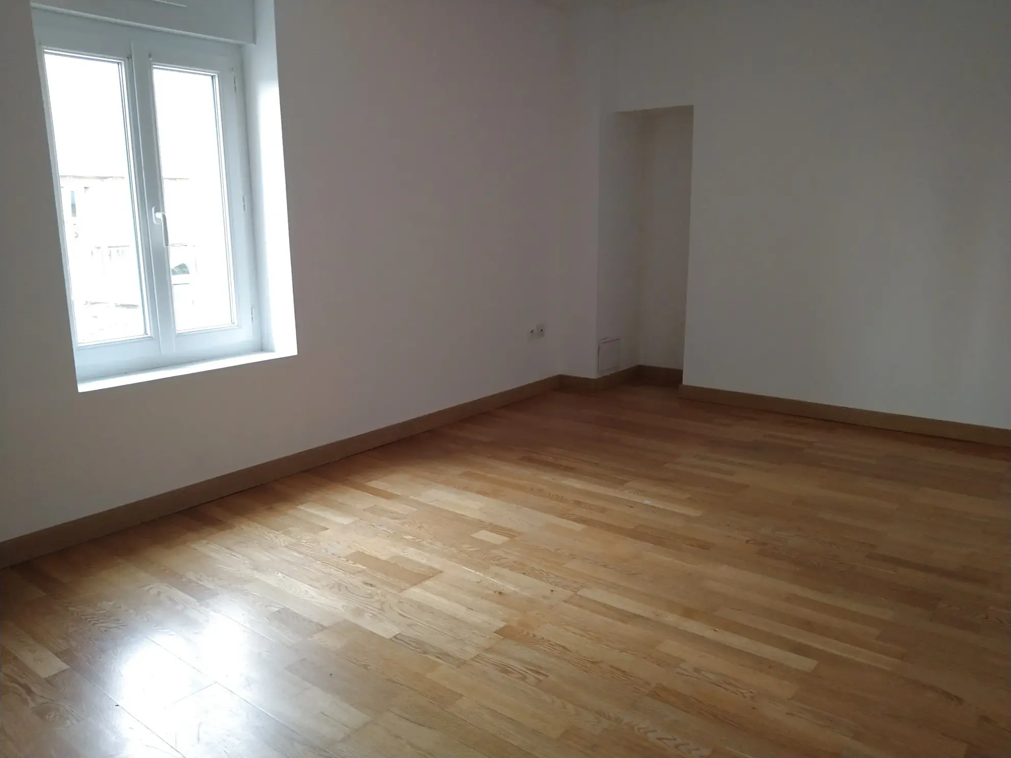 Maison de 103 m² à Gesnes le Gandelin avec cave et terrain de 202 m² 