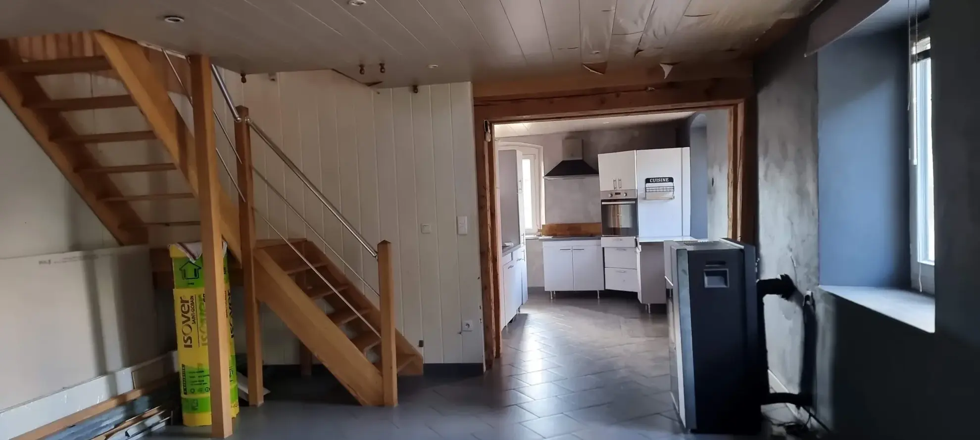 Maison à vendre à Bonnevaux de 88 m², proche frontière suisse, rénovée, idéale famille ou frontalier 