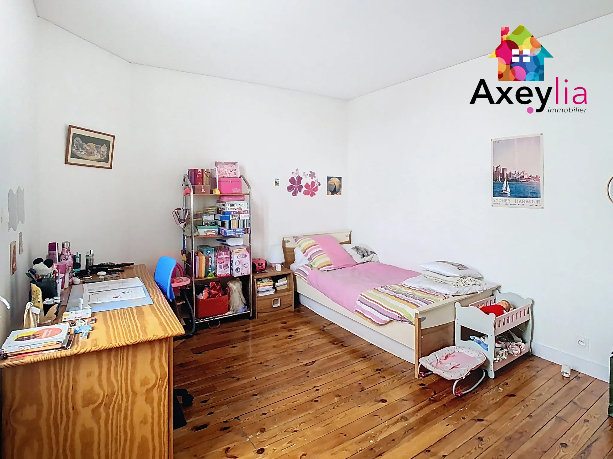 Très bel appartement de 165 m² rénové au centre du Coteau avec 5 chambres 