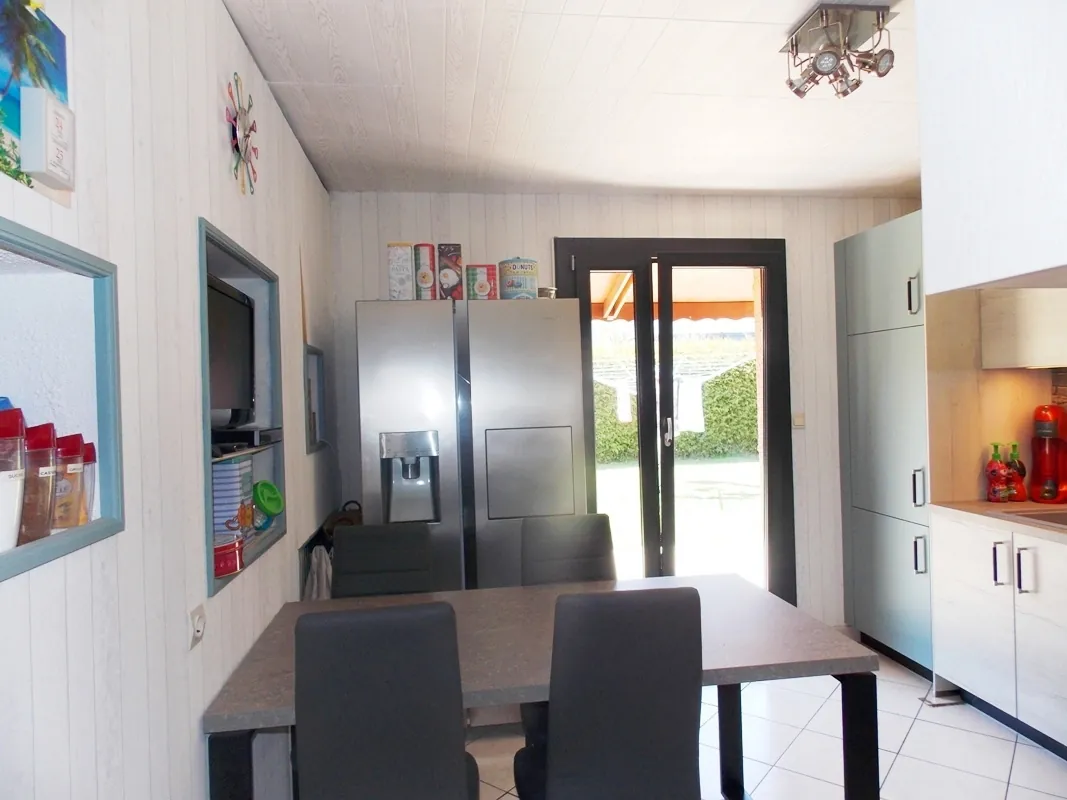 Maison familiale 5 chambres avec terrasses à Anould – secteur calme et proche commodités 