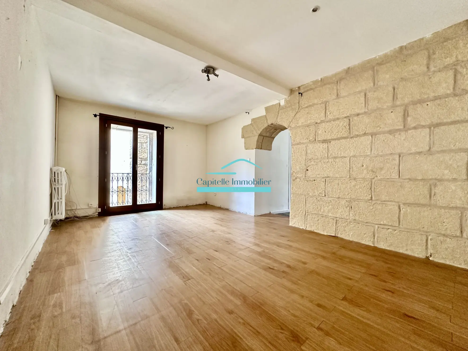 Maison de village avec studio à Mireval - 140 m² proche commodités 