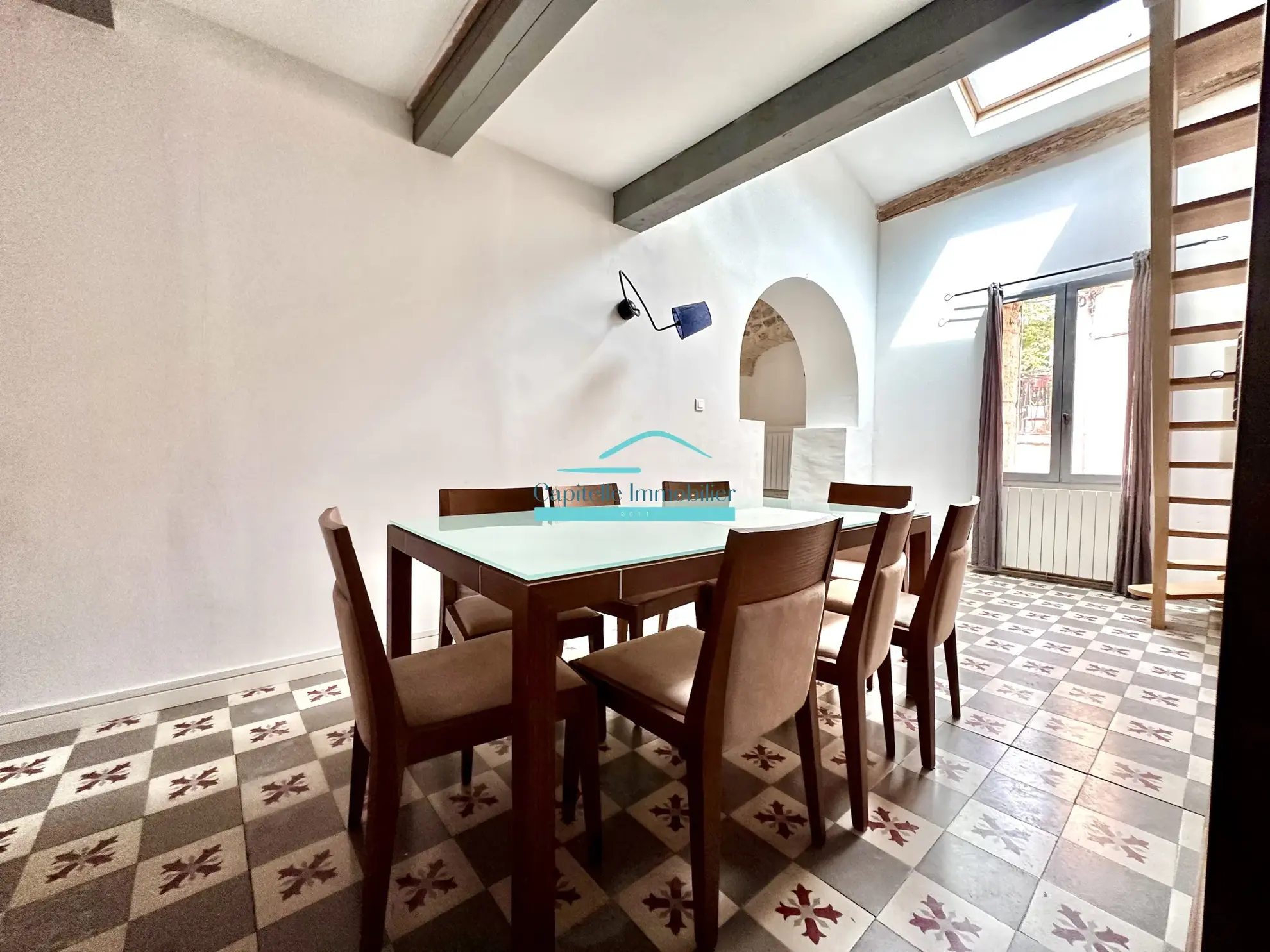 Maison de village avec studio à Mireval - 140 m² proche commodités 