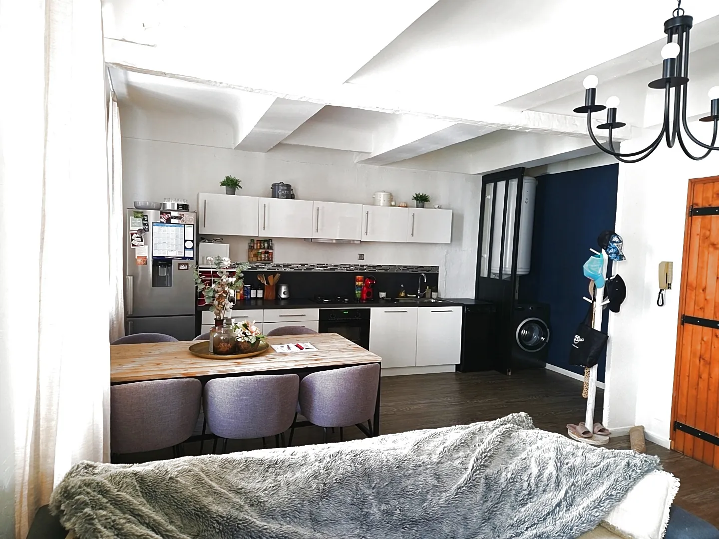 Appartement lumineux de 2 chambres à Sollies-Pont avec potentiel de rénovation