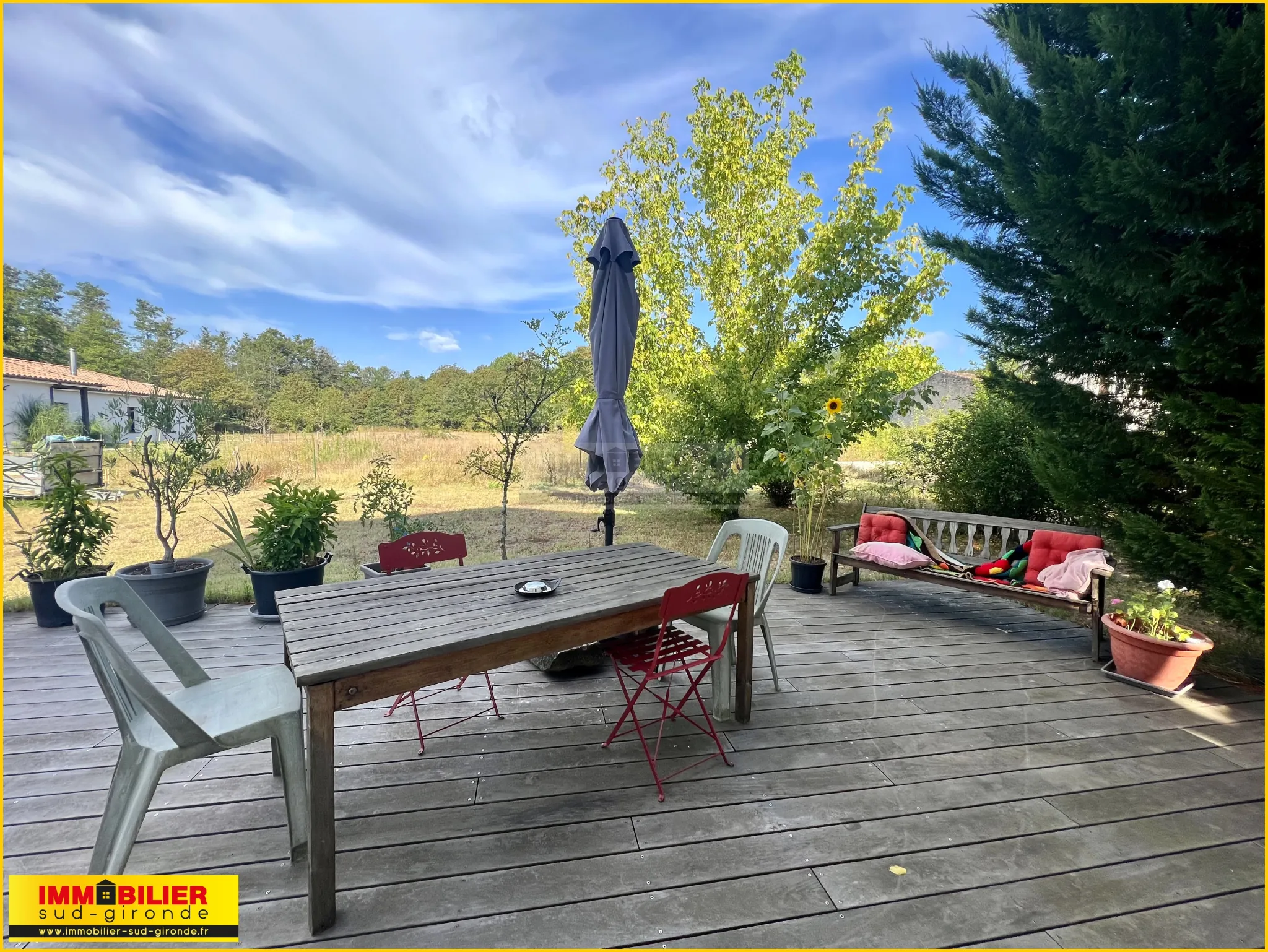 Maison familiale à vendre à Landiras avec grand jardin et garage - véritable opportunité 