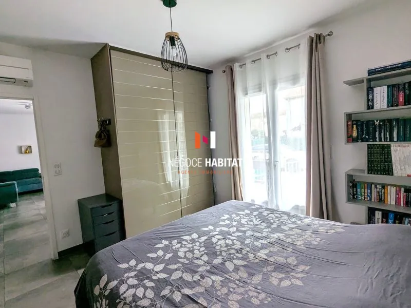 Villa contemporaine de plain-pied à Ales avec prestations haut de gamme 