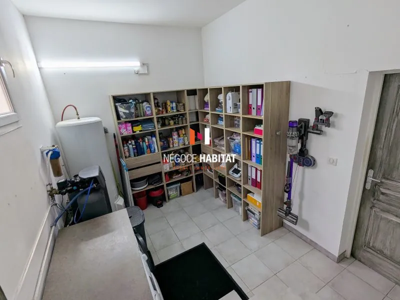 Villa contemporaine de plain-pied à Ales avec prestations haut de gamme 