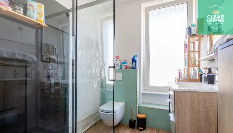 Maison rénovée proche frontière luxembourgeoise à Audun-le-Tiche avec terrasse et potentiel d'extension 