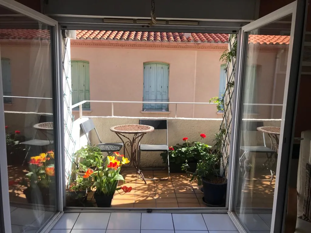 Grand appartement de 120 m² à Port Vendres au centre du village