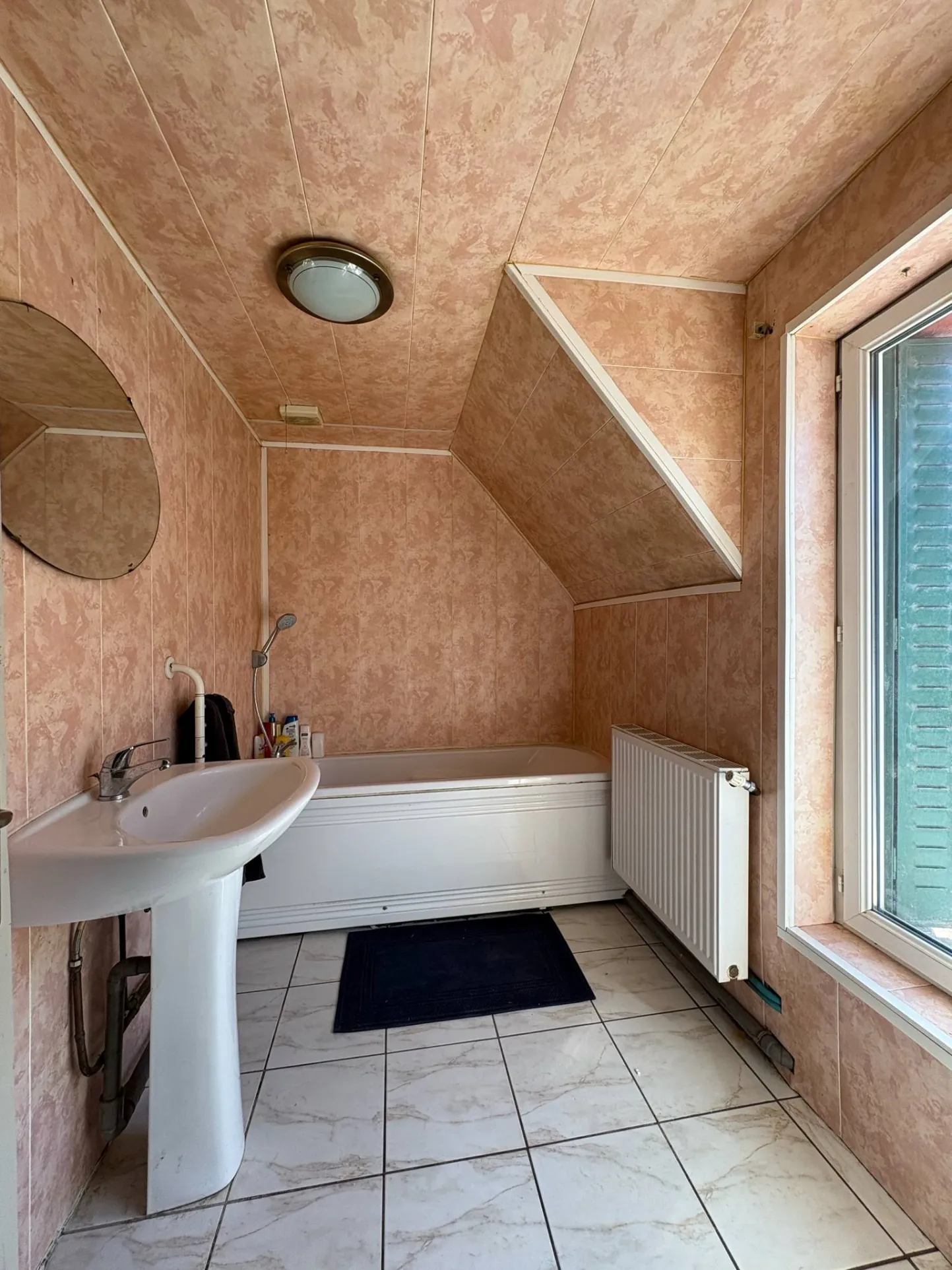 Maison à vendre à Longpré-les-Corps-Saints avec jardin et garage 