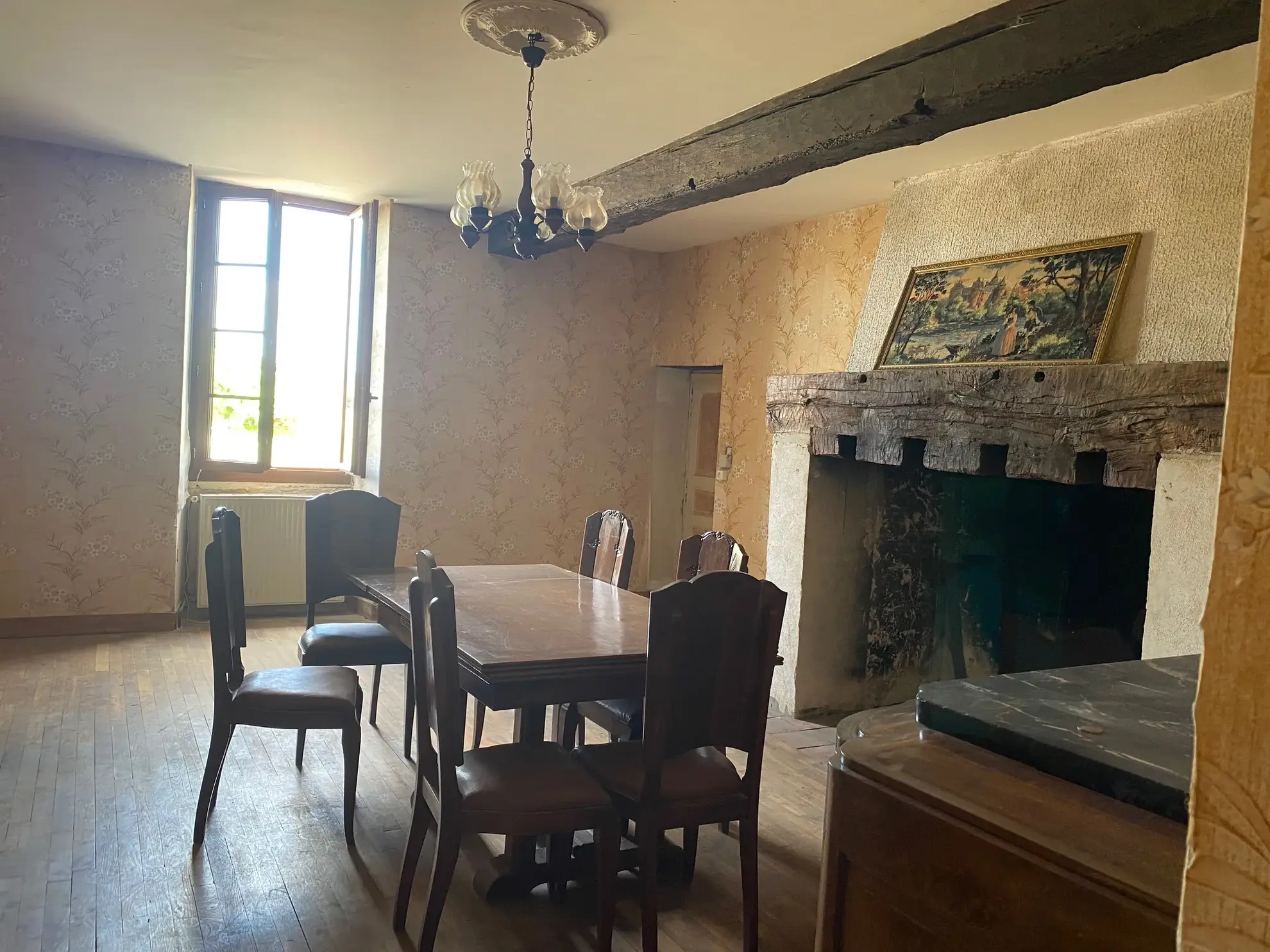 À vendre maison en pierre avec pigeonnier à Riberac, 140 m², terrain 1350 m², à rénover 