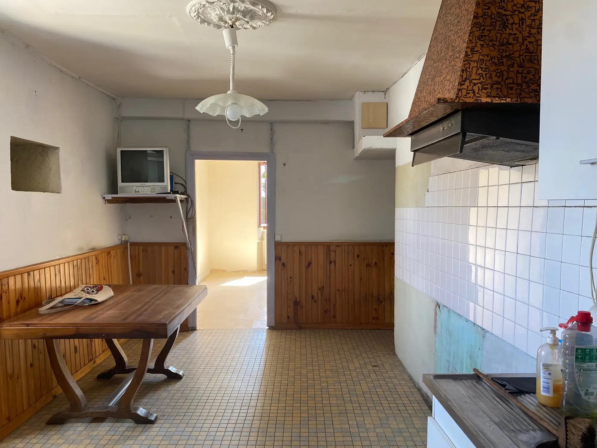 À vendre maison en pierre avec pigeonnier à Riberac, 140 m², terrain 1350 m², à rénover 