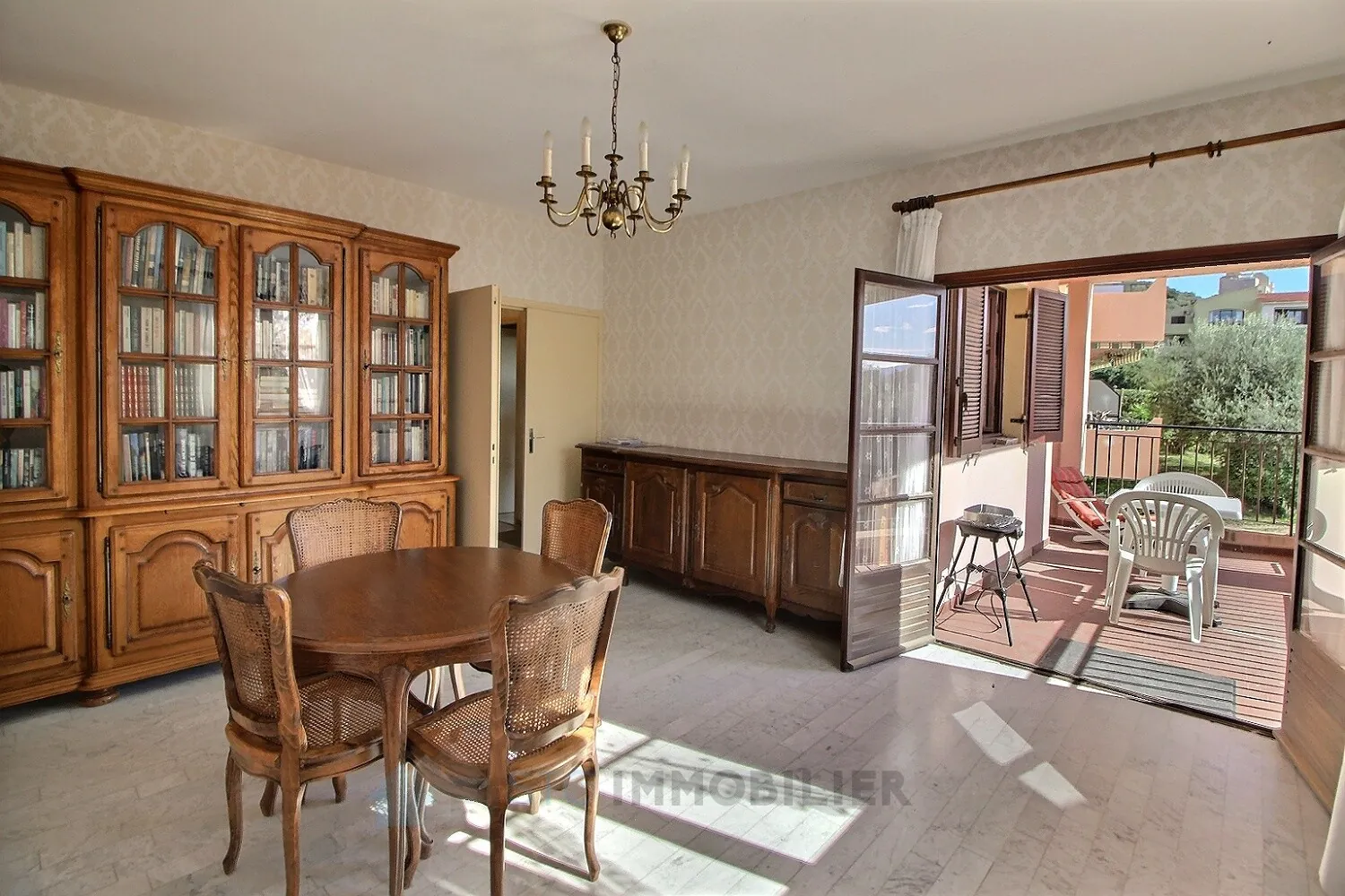 À vendre appartement T2 lumineux avec terrasse à Ajaccio, Résidence Les Crêtes 