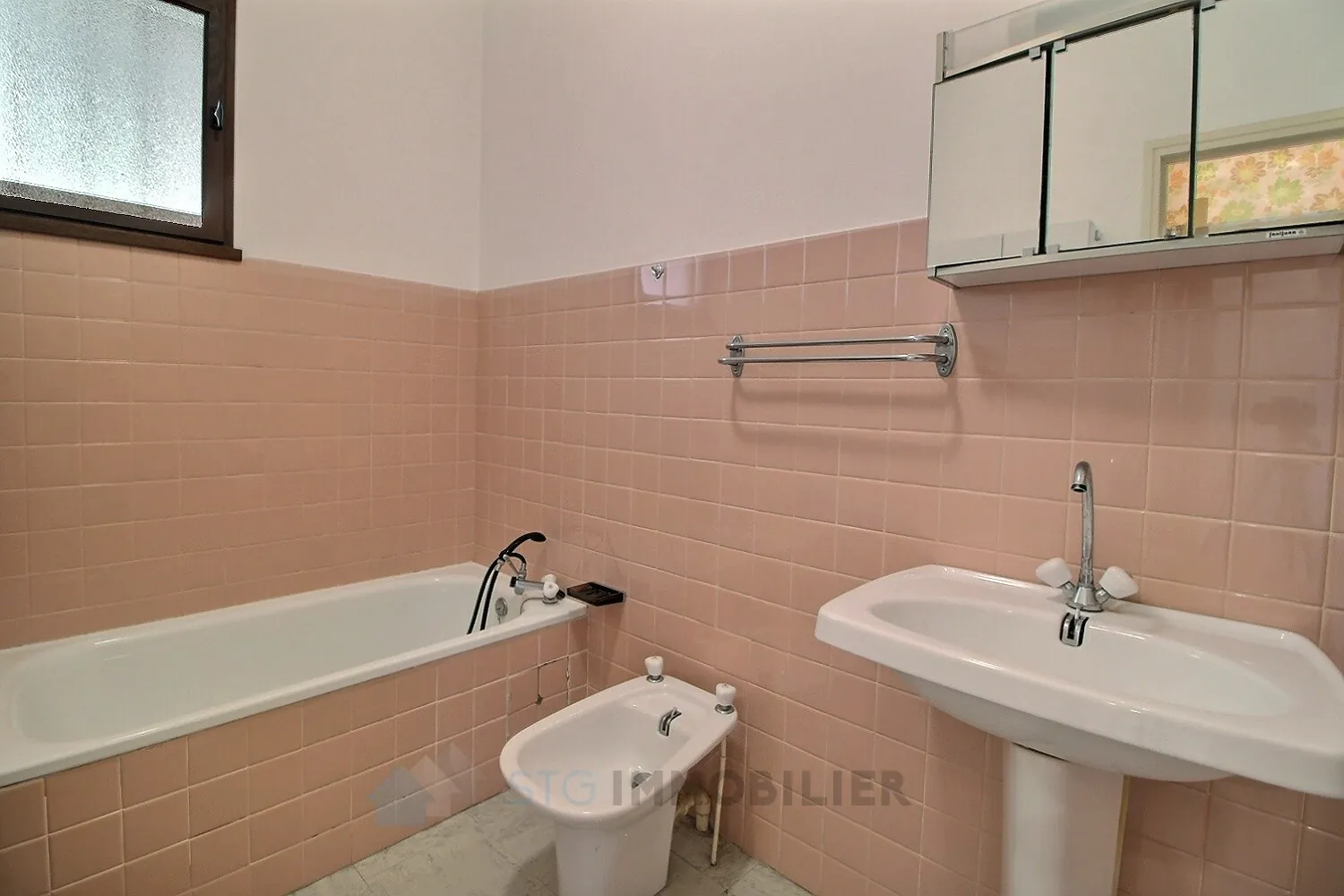 À vendre appartement T2 lumineux avec terrasse à Ajaccio, Résidence Les Crêtes 