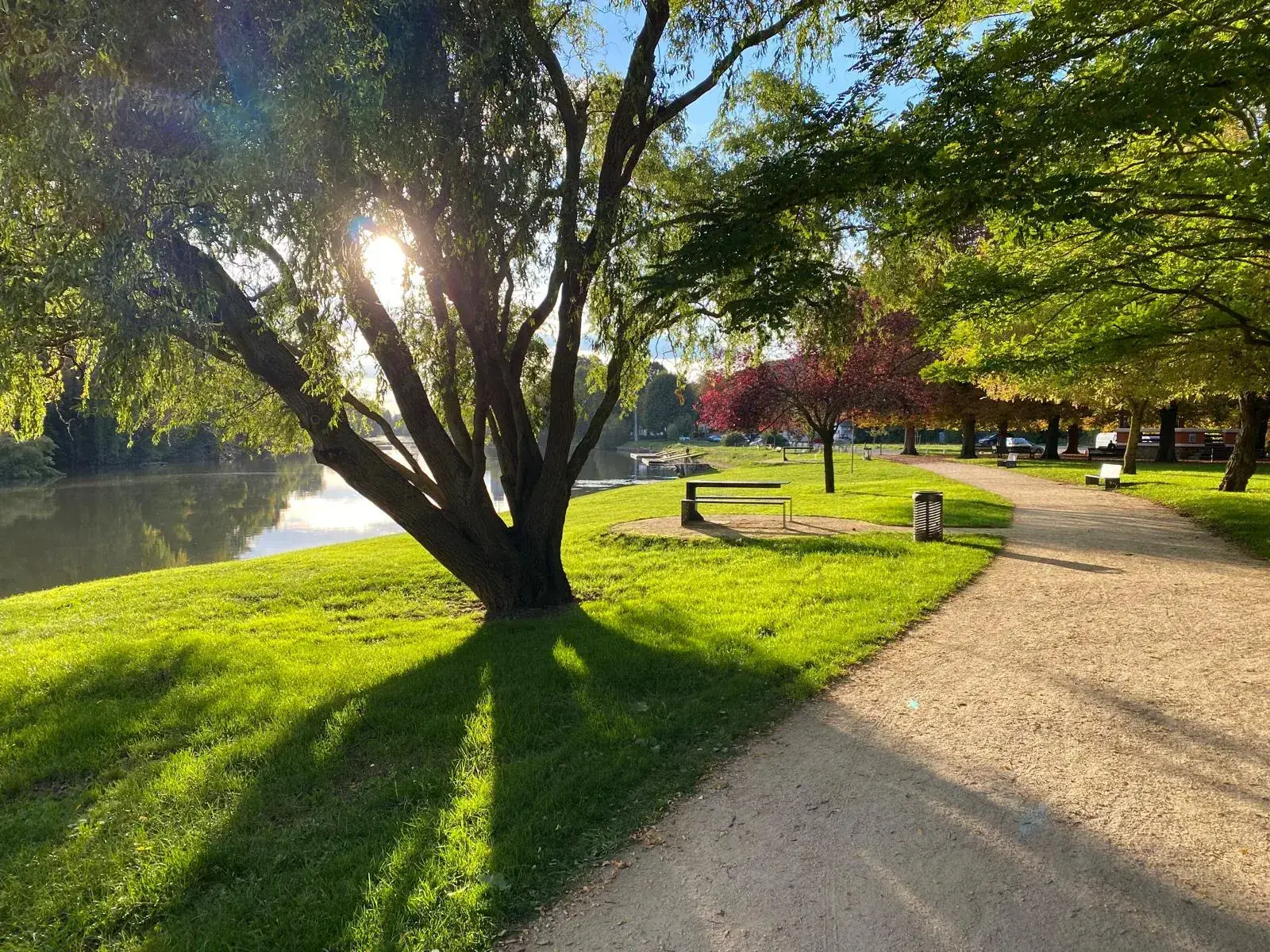 Investissement immobilier à Meulan-en-Yvelines : studio rénové avec rendement élevé 