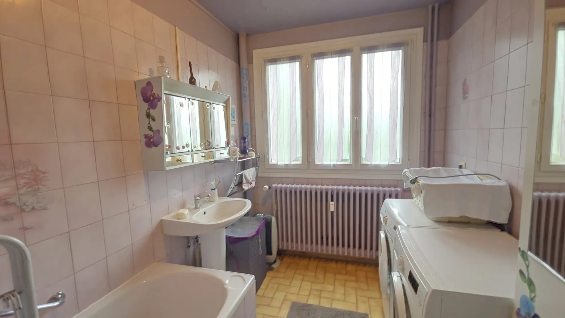 Appartement T4 à Auxerre avec balcon, garage et cave - Idéal famille 