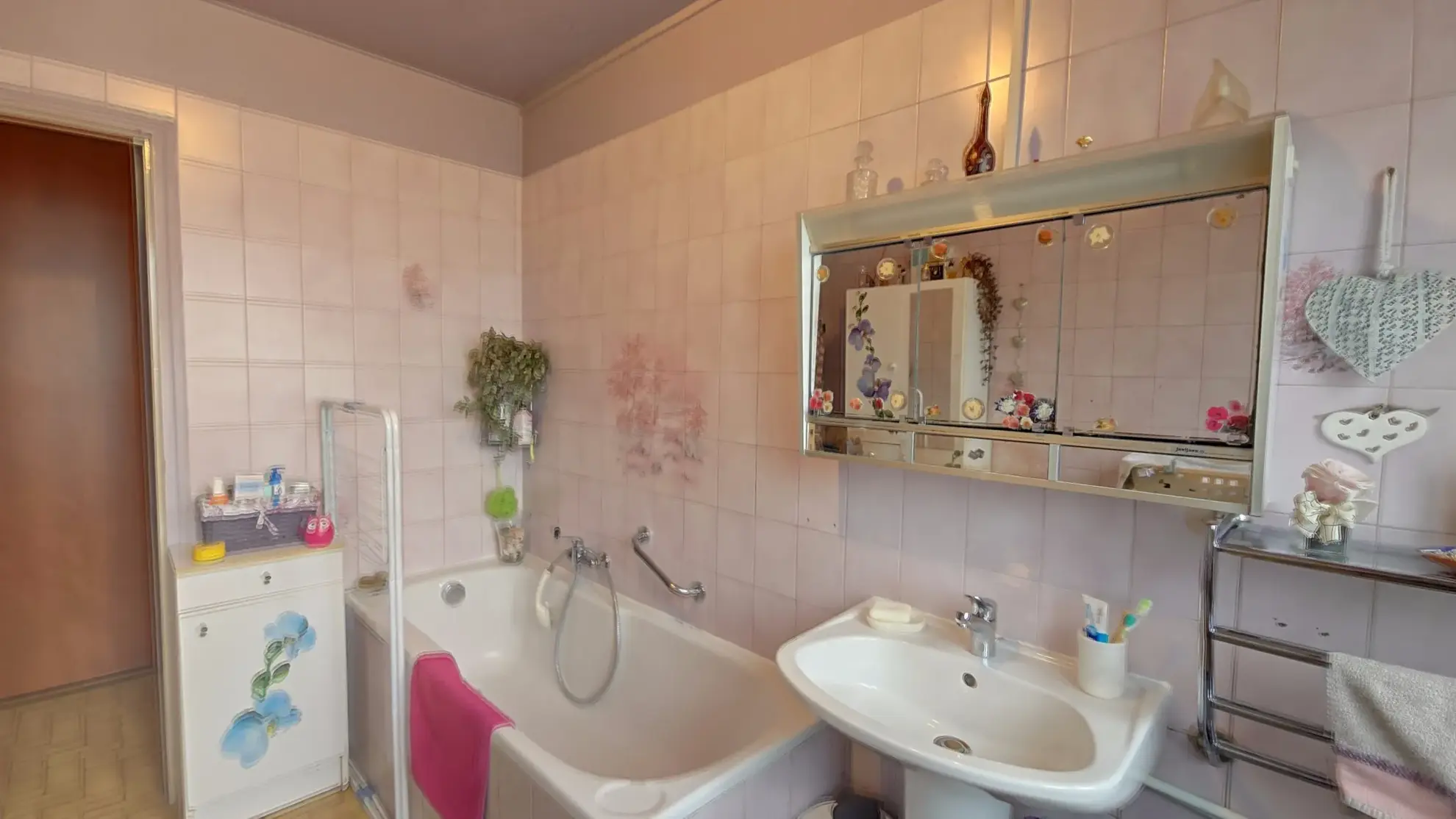 Appartement T4 à Auxerre avec balcon, garage et cave - Idéal famille 