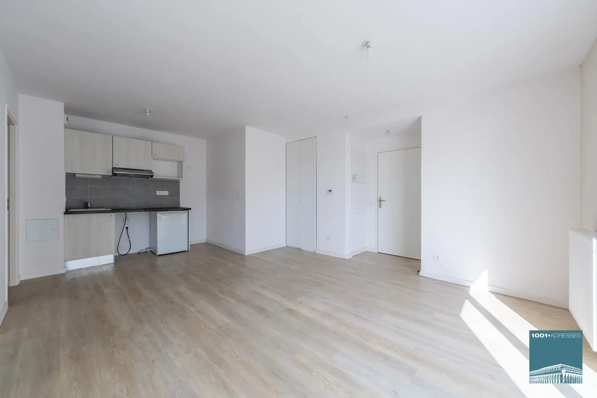 Appartement 2 pièces avec balcon et parking à Cenon - Résidence récente 