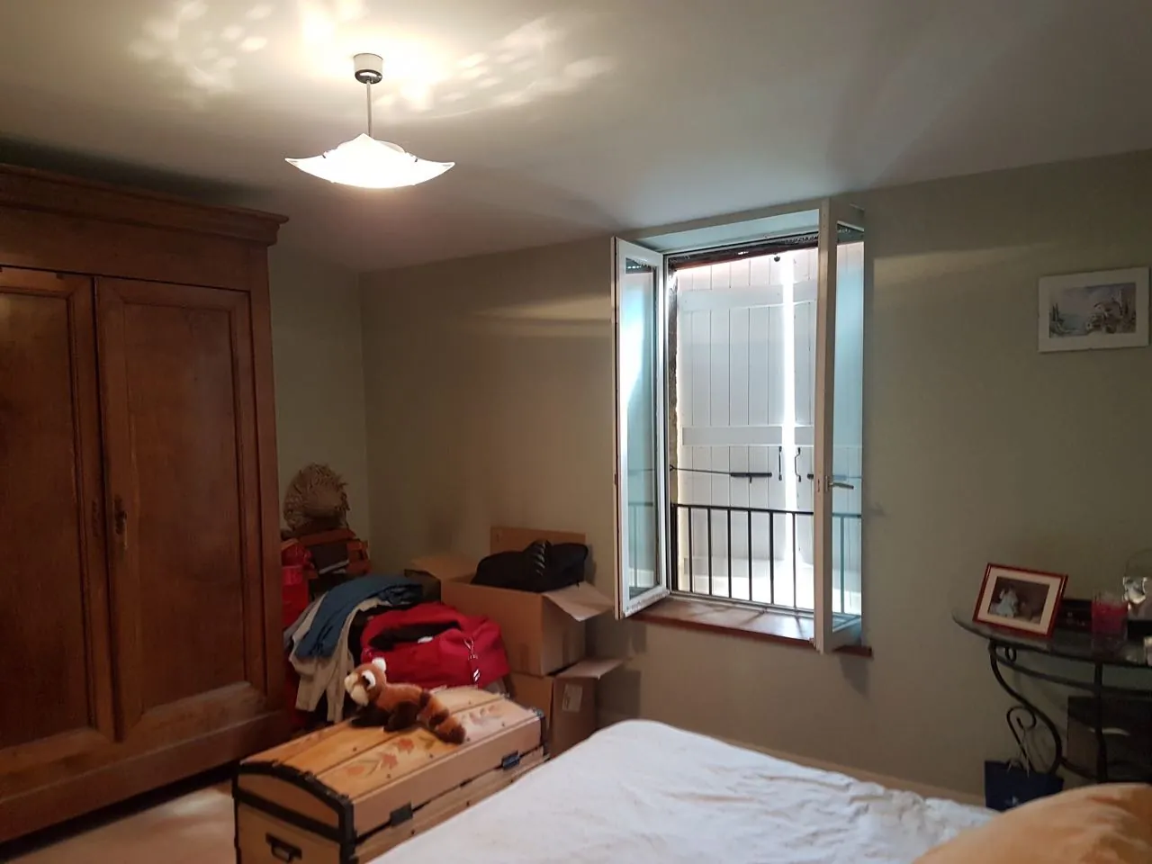 Immeuble de rapport à Marcigny avec locaux commerciaux et appartements locatifs 