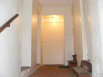 Immeuble de rapport à Marcigny avec locaux commerciaux et appartements locatifs 