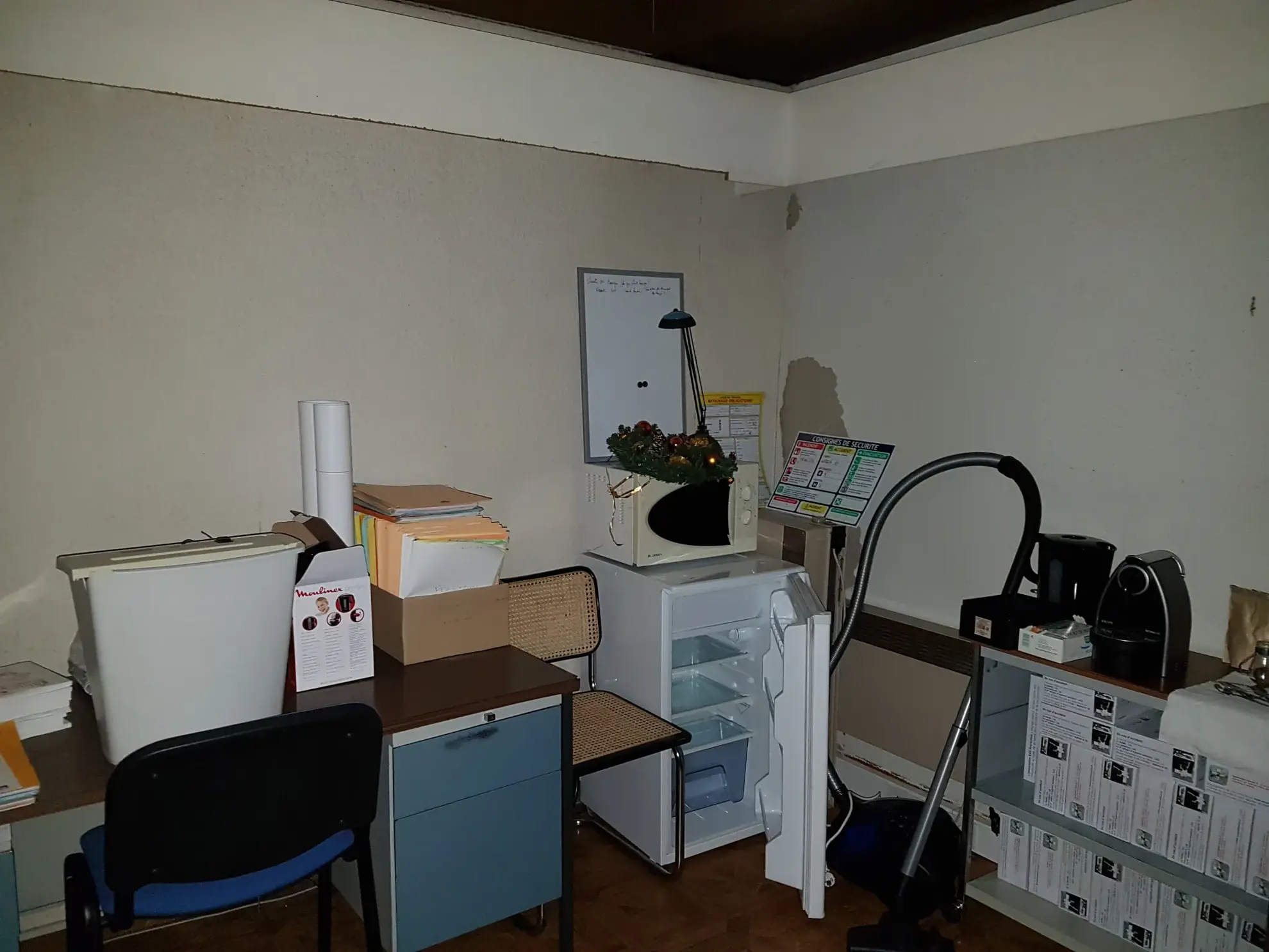 Immeuble de rapport à Marcigny avec locaux commerciaux et appartements locatifs 