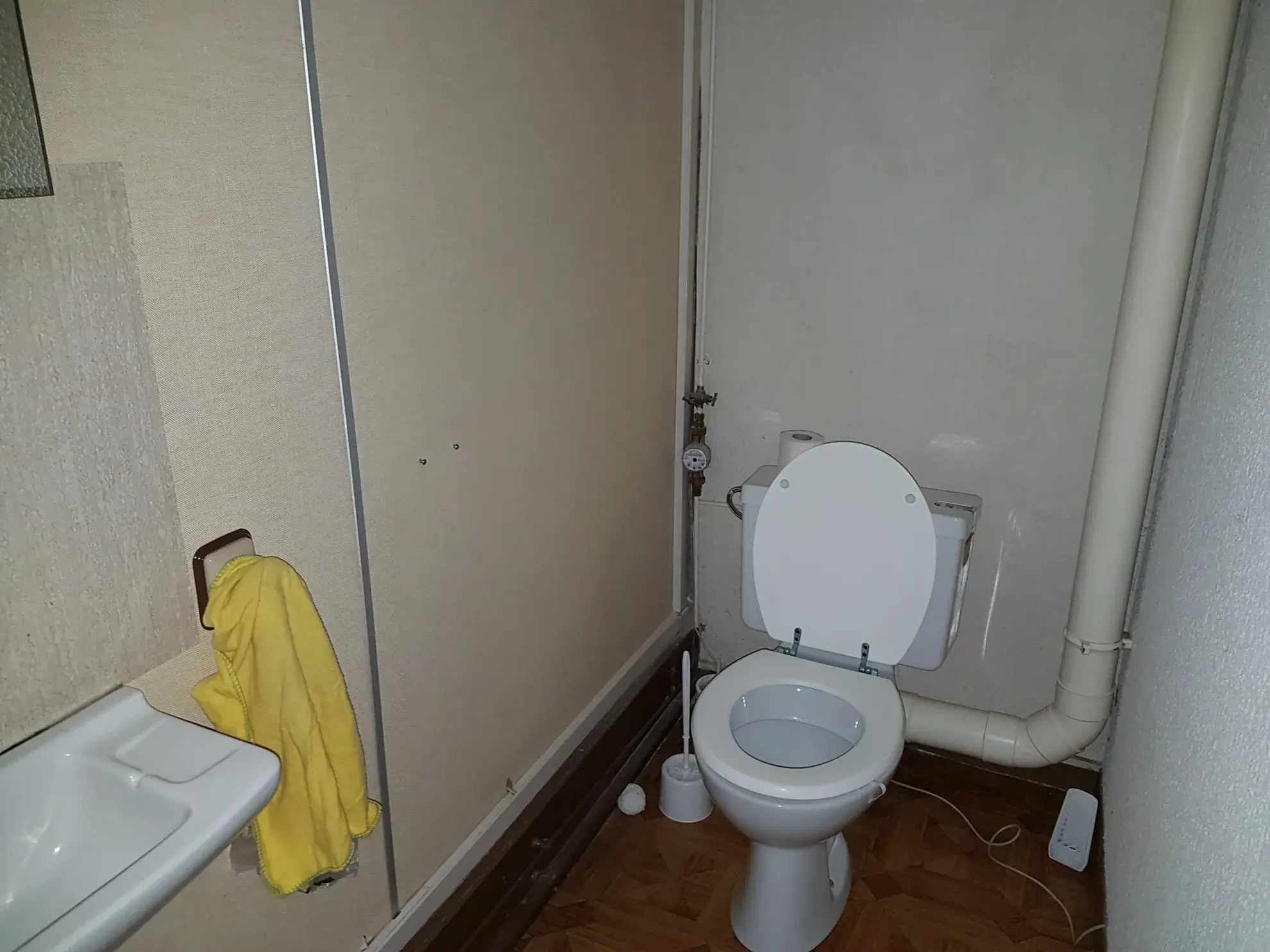 Immeuble de rapport à Marcigny avec locaux commerciaux et appartements locatifs 