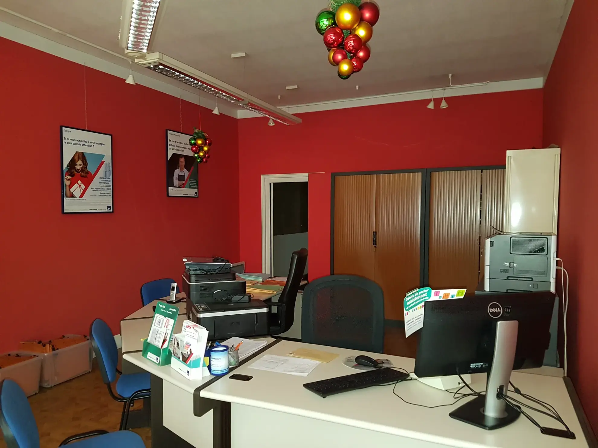 Immeuble de rapport à Marcigny avec locaux commerciaux et appartements locatifs 