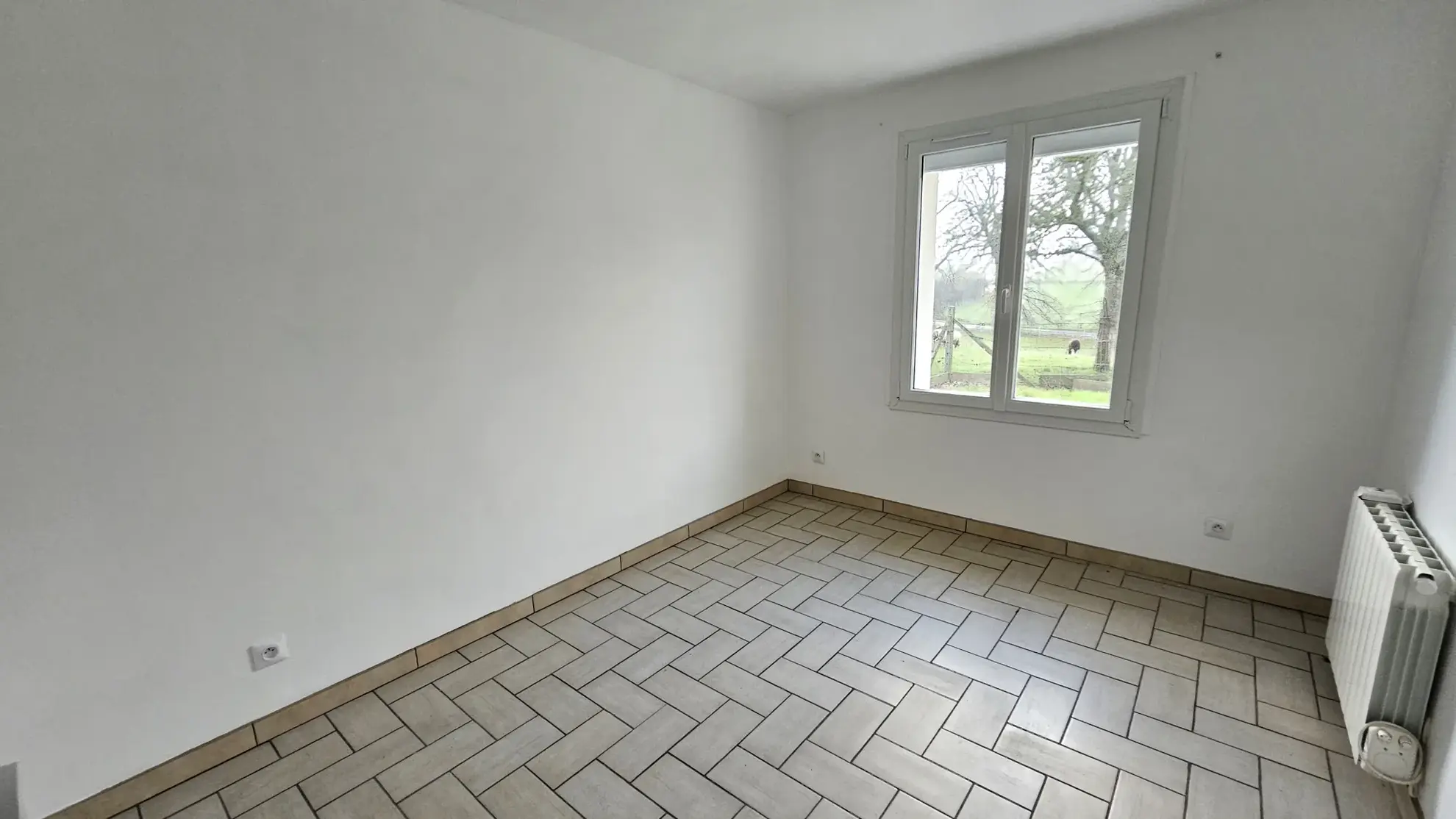 Maison de plain-pied avec 3 chambres et grand sous-sol à Longueville-sur-Scie 