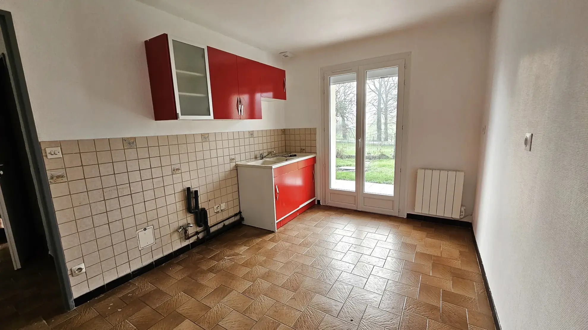 Maison de plain-pied avec 3 chambres et grand sous-sol à Longueville-sur-Scie 