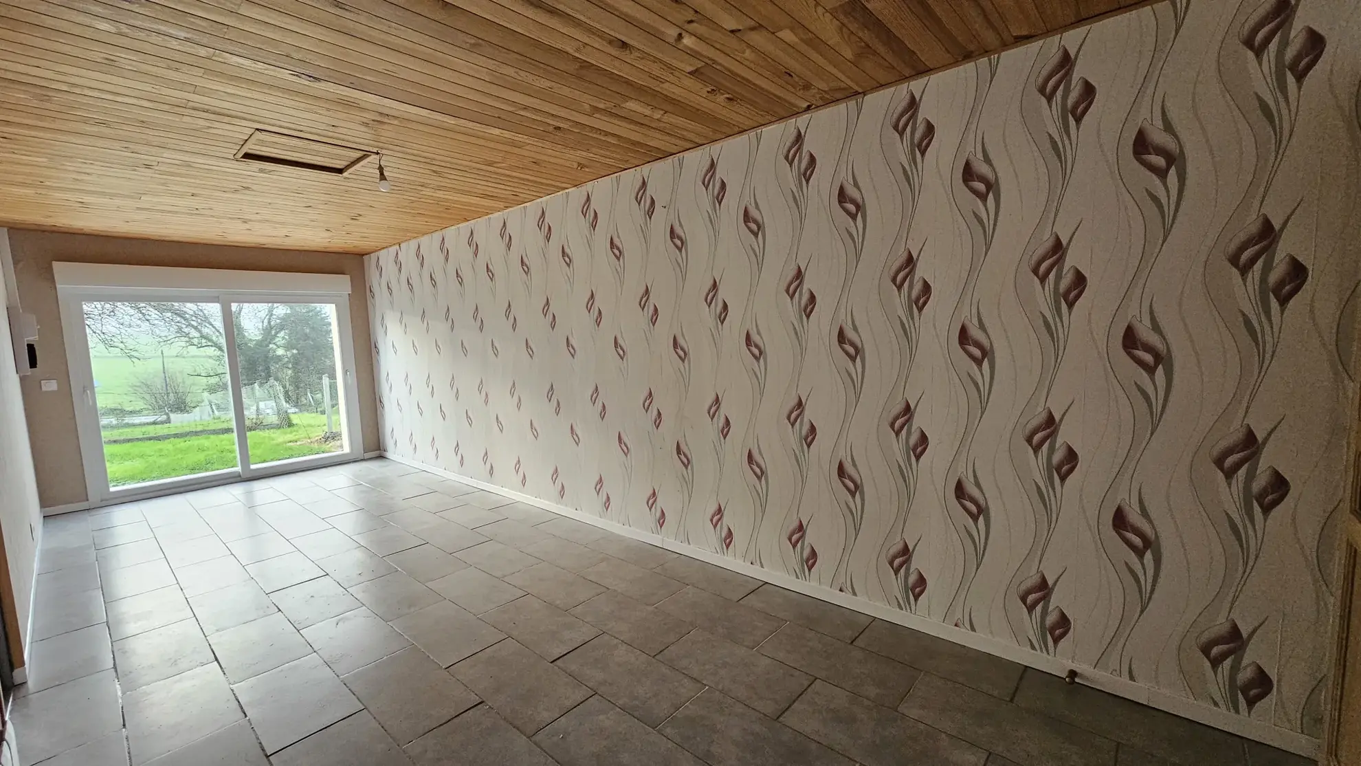 Maison de plain-pied avec 3 chambres et grand sous-sol à Longueville-sur-Scie 