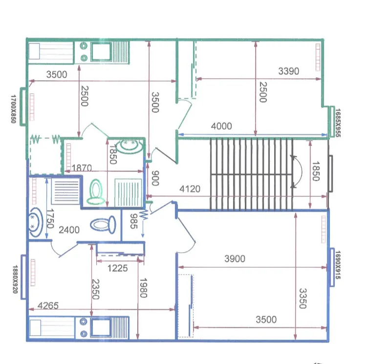 Immeuble locatif à Cusset proche Vichy avec local commercial et appartements F1 à vendre 