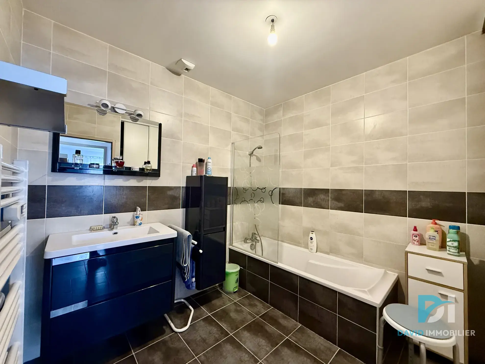 Belle maison de plain-pied à Saint-Thibéry de 87 m² avec jardin et terrasse 