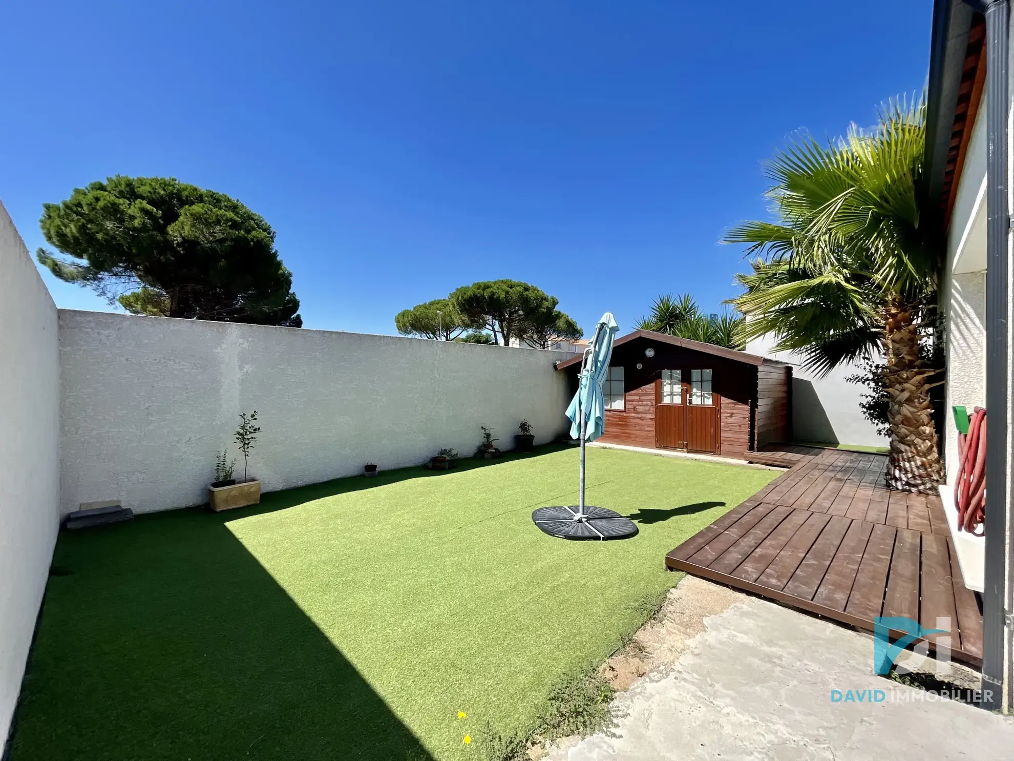 Belle maison de plain-pied à Saint-Thibéry de 87 m² avec jardin et terrasse 