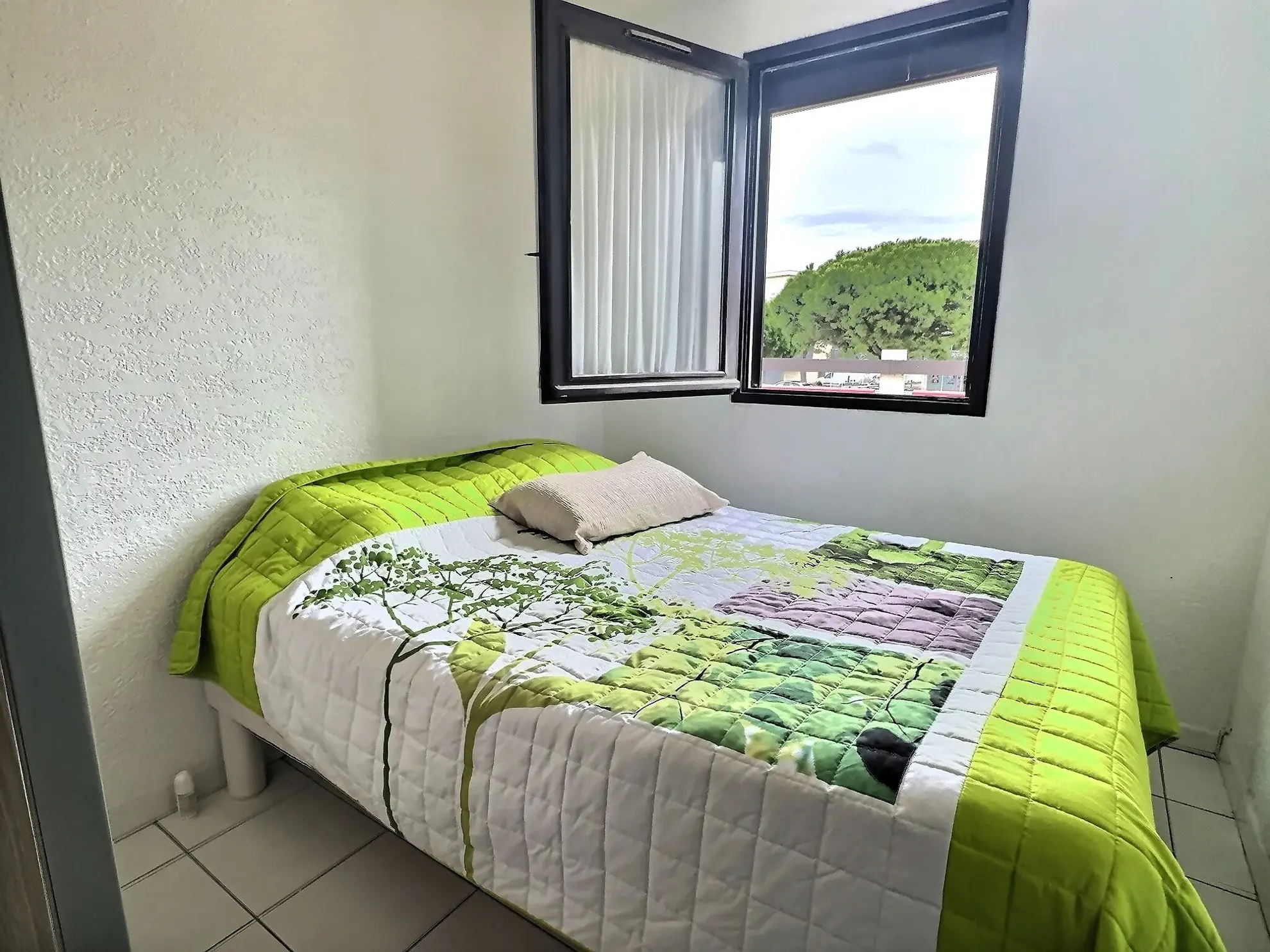 Appartement T2 avec terrasse à Saint-Cyprien-Plage à proximité de la plage 