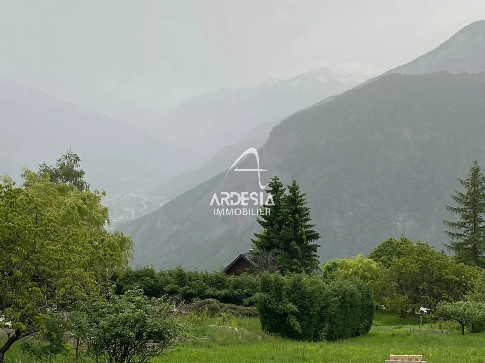 Terrains à vendre à Jarrier avec vue sur les Aiguilles d'Arves - Le Bergust 