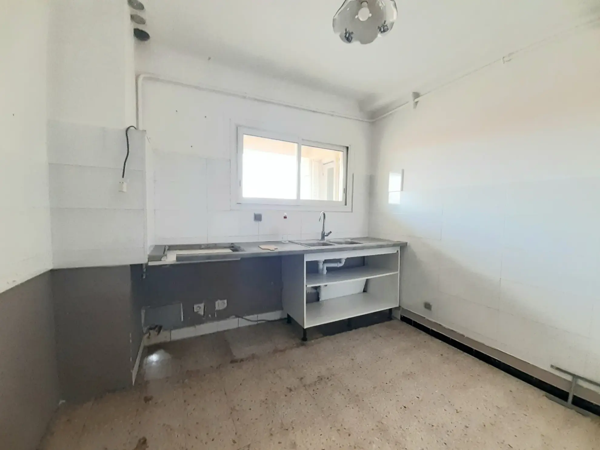 Appartement T3 avec garage et cave à Perpignan – Quartier Saint Assiscle 