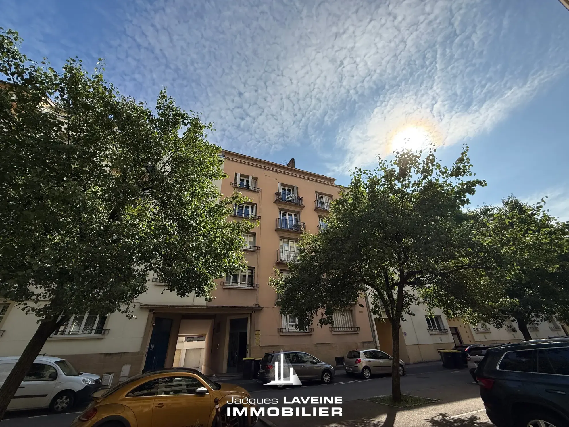 Appartement 5 pièces à Metz proche de la gare avec garage et cave