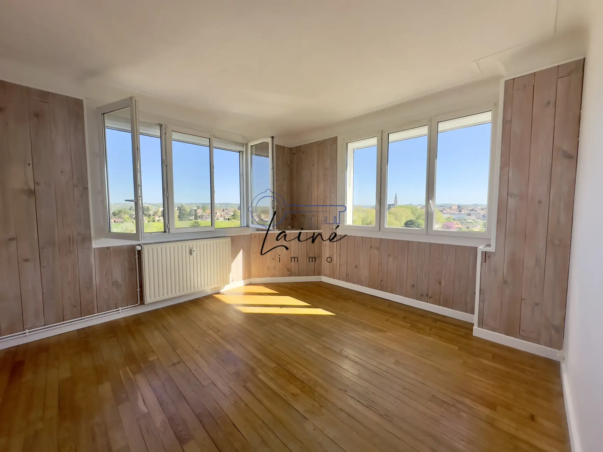 Appartement de standing 107 m2 avec vue exceptionnelle à Bergerac 